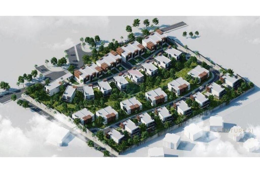 3-STOREY VILLA FOR SALE IN MANDARINE DRIVE