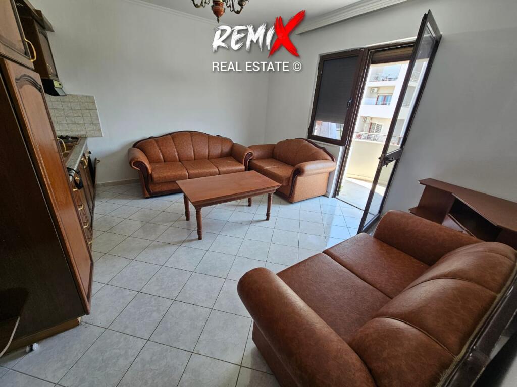 APARTAMENT PËR SHITJE 1+1 NË PLAZH, DURRËS