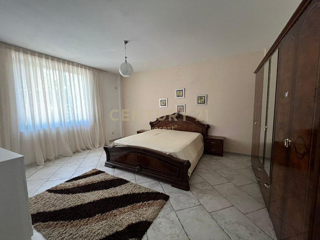 RED SCHOOL, APARTMENT 2+1+2+PARKING SPACE FOR RENT