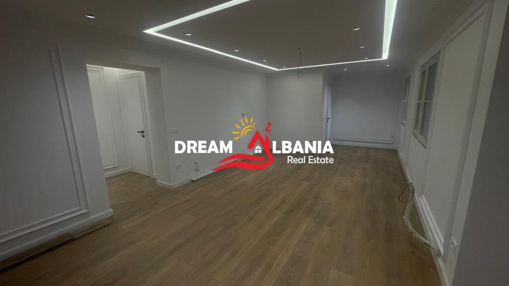 Business space for rent, near the Ballet School (ID 42611215)