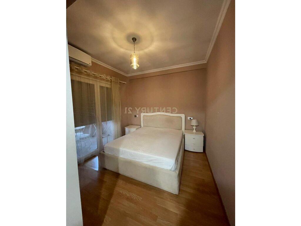 JAPIM ME QIRA APARTAMENT 1+1 RR. ALI DEMI,