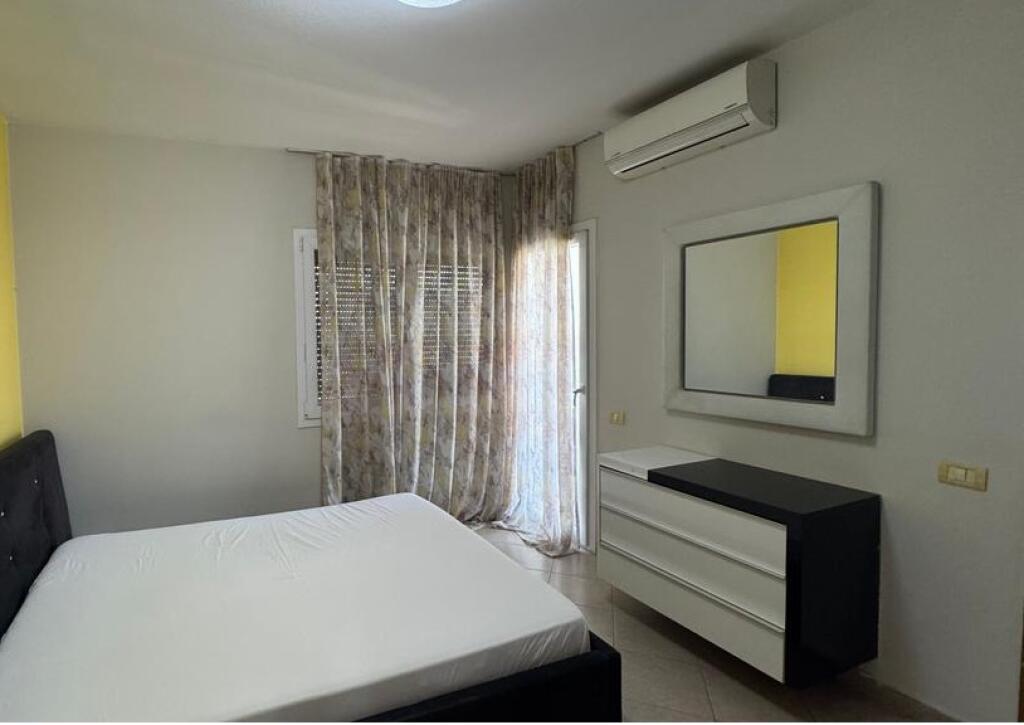 APARTMENT 2+1+2 FOR RENT IN UNAZA E RE!