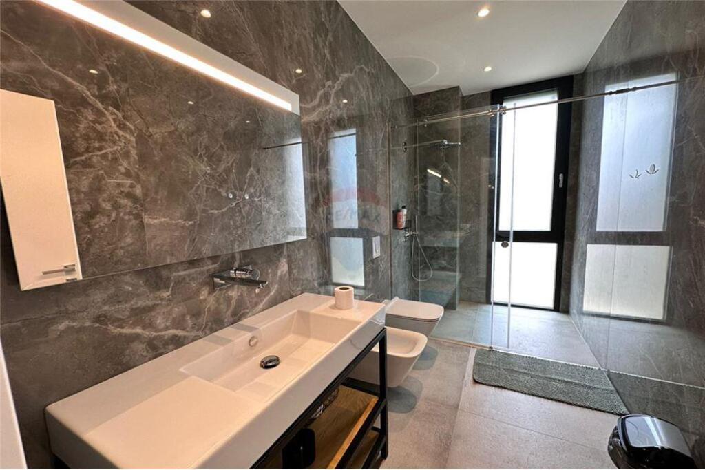 Villa Big Twin e 1+1 in vendita a Green Coast!