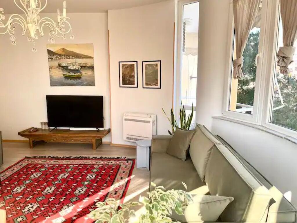Apartment 3+1+2, inside the Small Ring