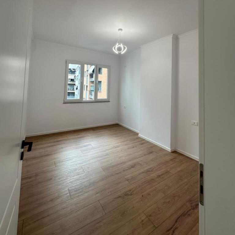 SHITET, APARTAMENT 2+1+2, ASTIR, TIRANË, TT 2138