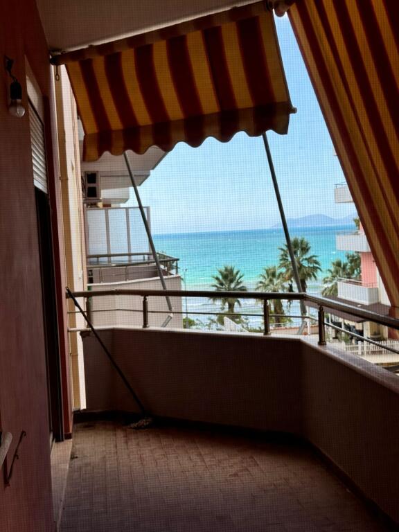 1+1 apartment for sale near Lungomare, Vlore.