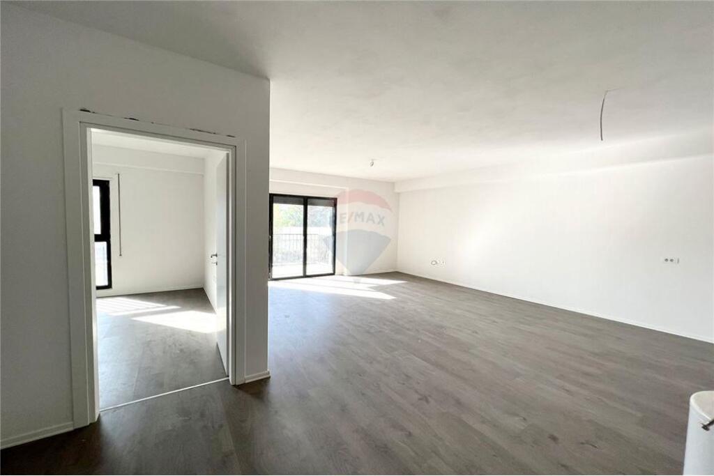 SPACE FOR RENT AT KOMUNA E PARISIT!