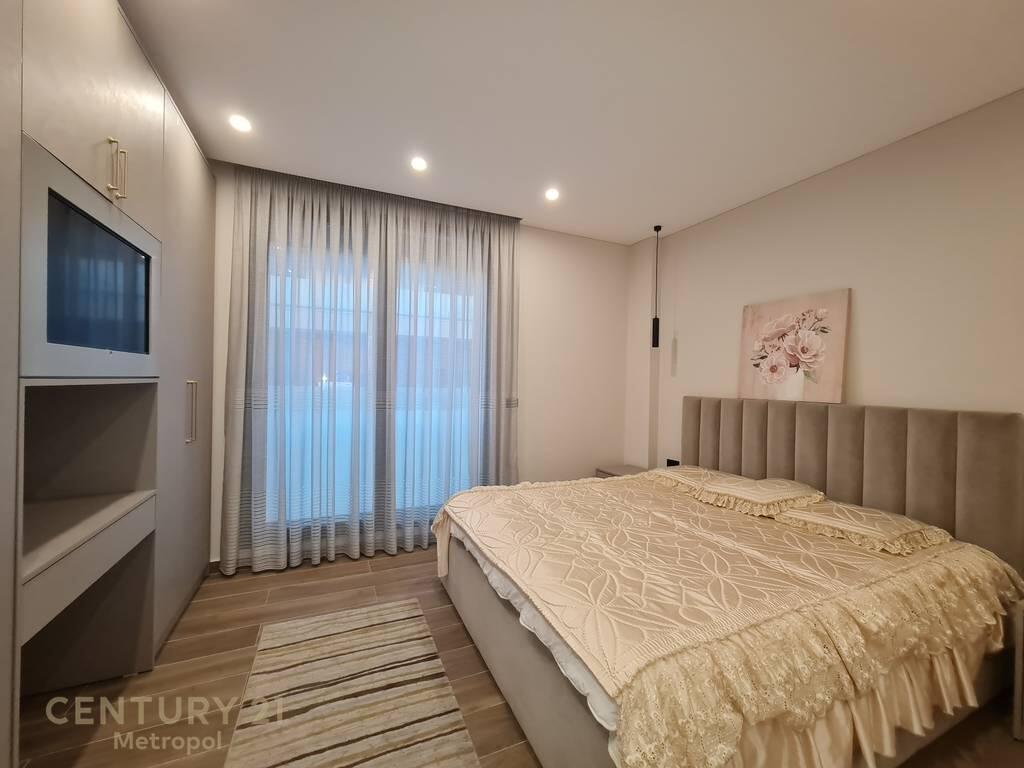 For sale 1+1 apartment + parking space in a private residence in Lunder, TEG