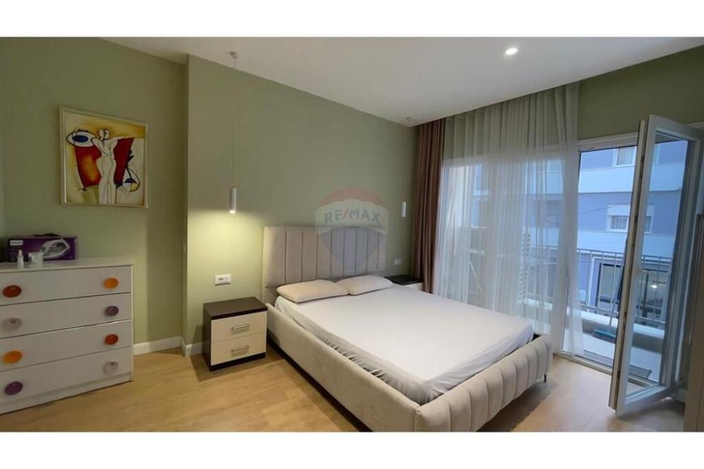 Apartment 2+1 for rent - Rruga e Dibrës, near Vila Gold