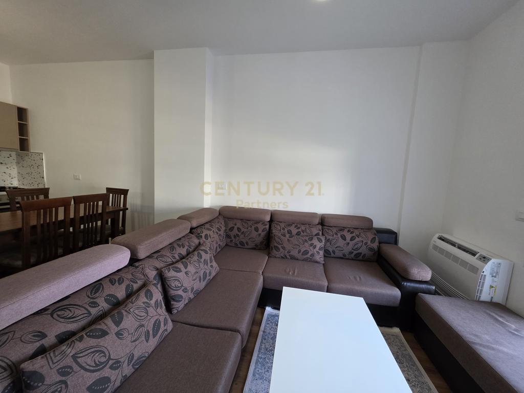 1+1 apartment for rent in Porcelan