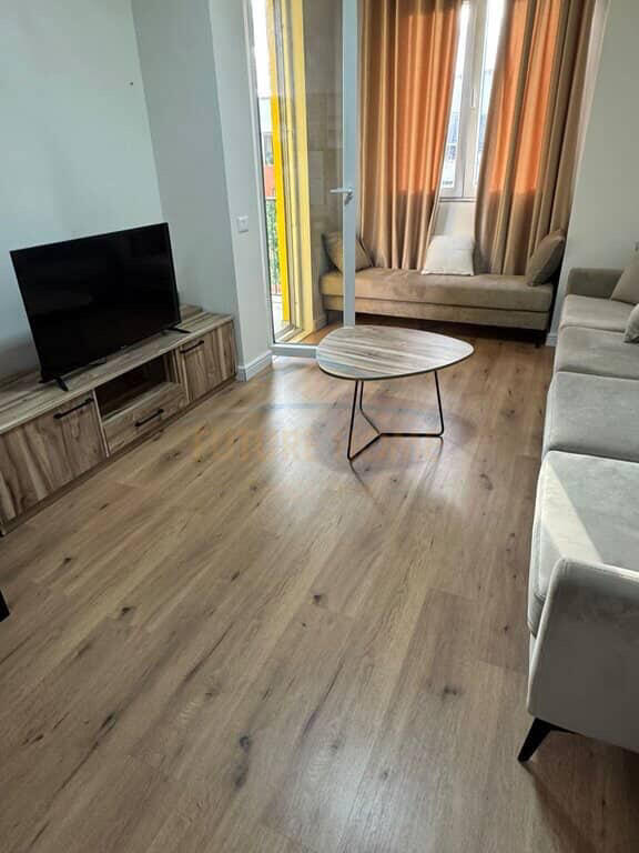 1+1 apartment for rent at Grand Galeria in Yzberisht
