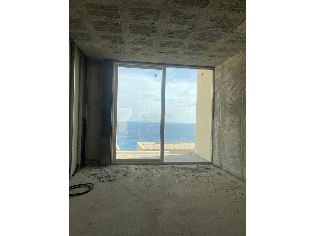 FOR SALE APARTMENT 3+1+2 IN GREEN COAST, DHERMI!