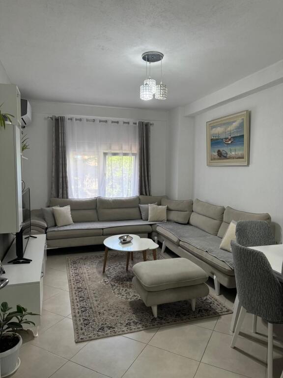 APARTAMENT ME QERA 2+1