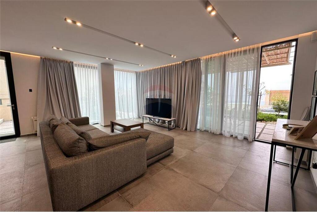 Villa Big Twin e 1+1 in vendita a Green Coast!