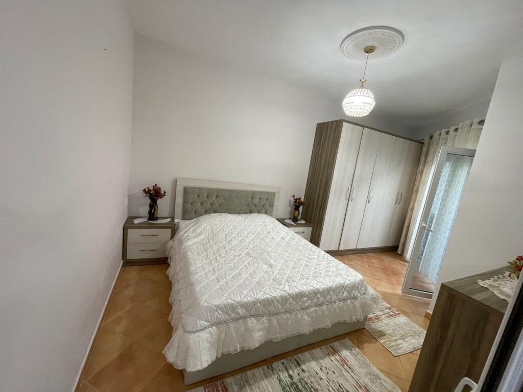Apartament 1+1 për qira te Liqeni i Thate