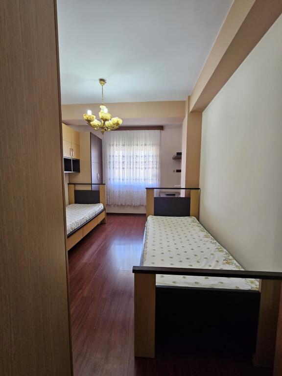 2+1 apartment is offered at the zoological garden.