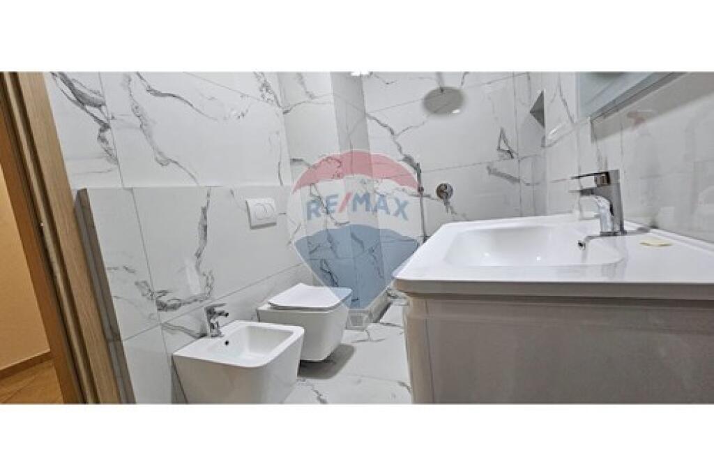 For sale 2+1 apartment in Yzberisht