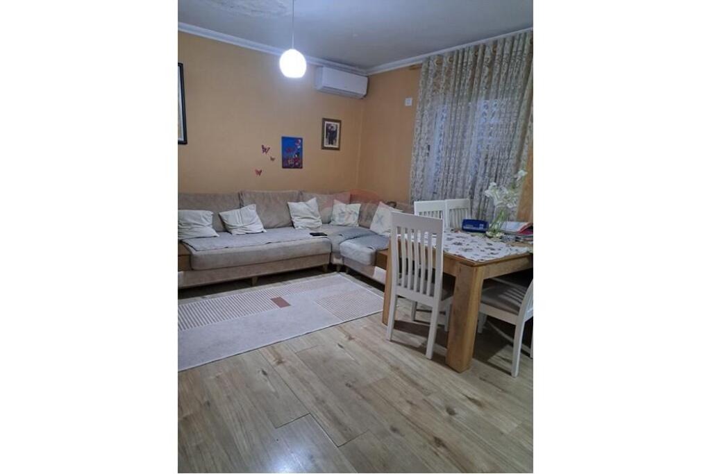 Appartamento 1+1 in vendita, Brryli