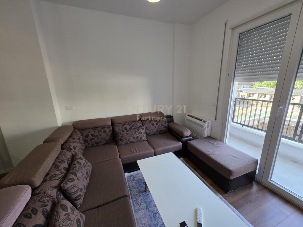 1+1 apartment for rent in Porcelan