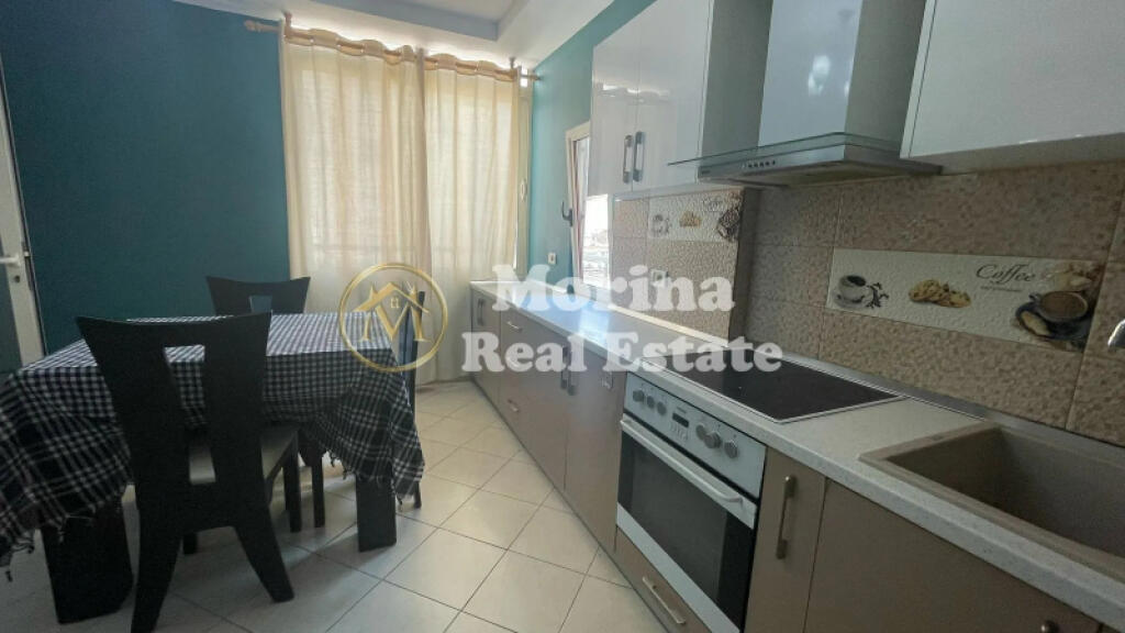 Appartamento 1+1, Mercato Elettrico.