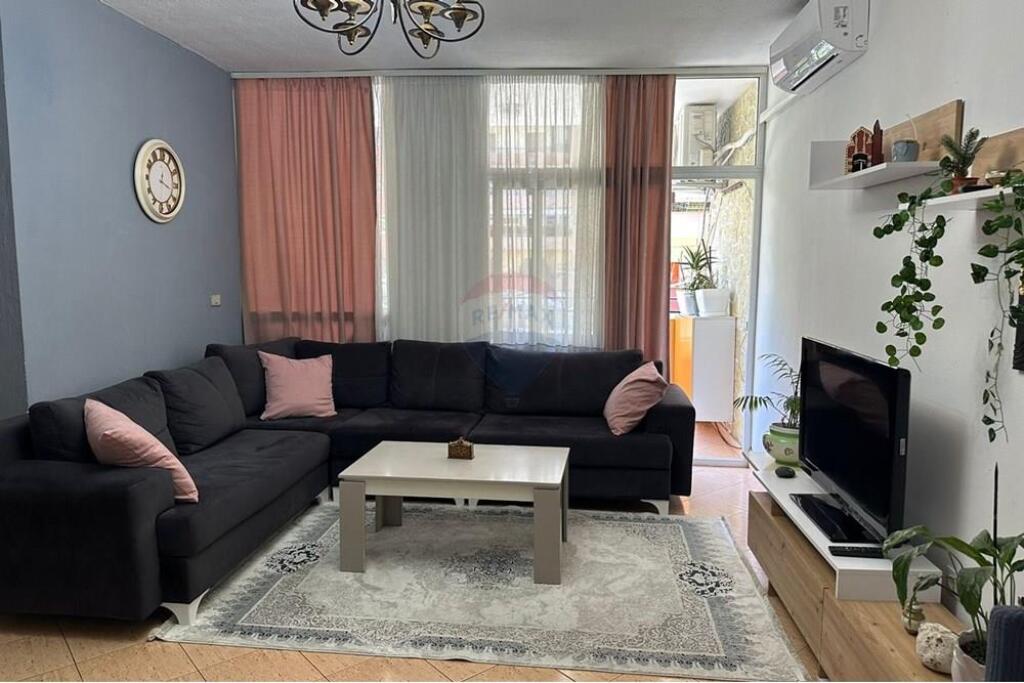 Apartment 2+1+2