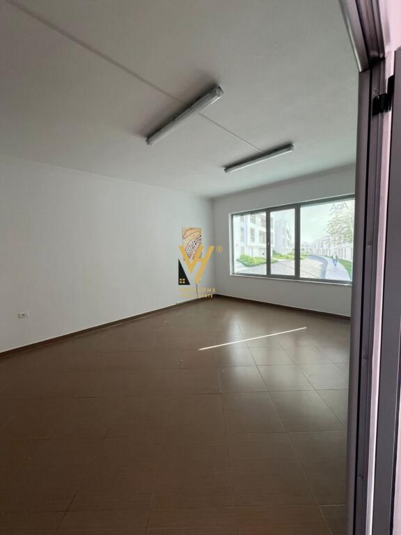 OFFICE 120 M2 FOR RENT IN SAUK