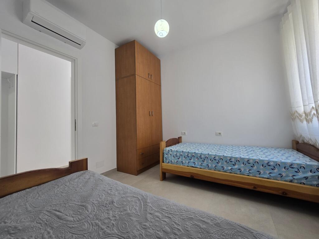Apartament 2+1+2 me ballkon per qira, 5 Maji!