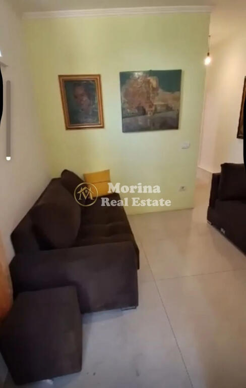 Qera, Hyrje Private 1+1, QSUT