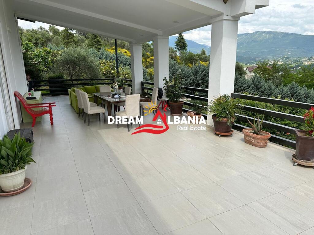 Villa a due piani in affitto nella zona di TEG, a Mjull Bathore a Tirana (ID 4251206)