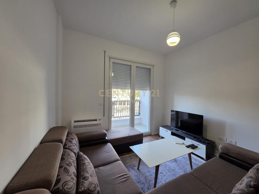 1+1 apartment for rent in Porcelan