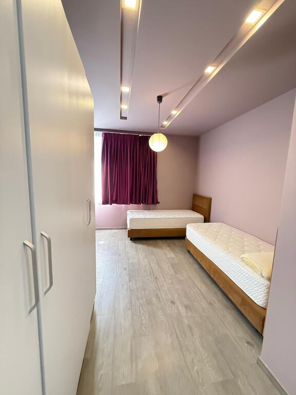 Villa 2 camere da letto in affitto, lago artificiale
