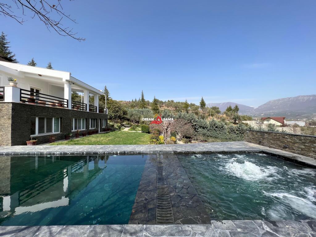 Villa a due piani in affitto nella zona di TEG, a Mjull Bathore a Tirana (ID 4251206)