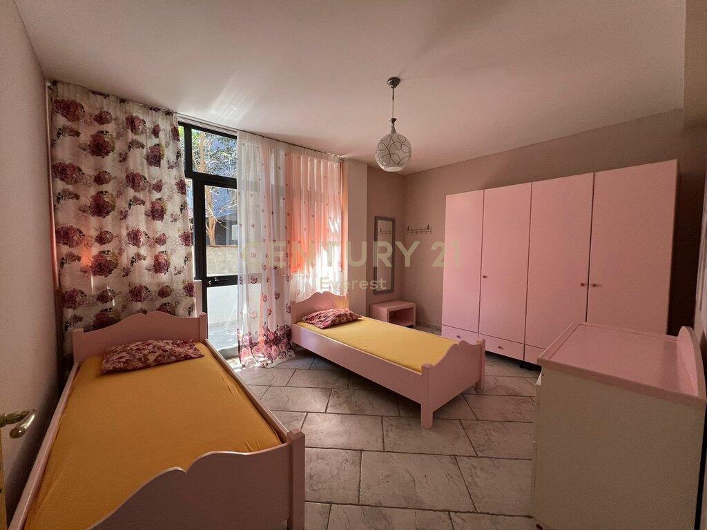 RED SCHOOL, APARTMENT 2+1+2+PARKING SPACE FOR RENT