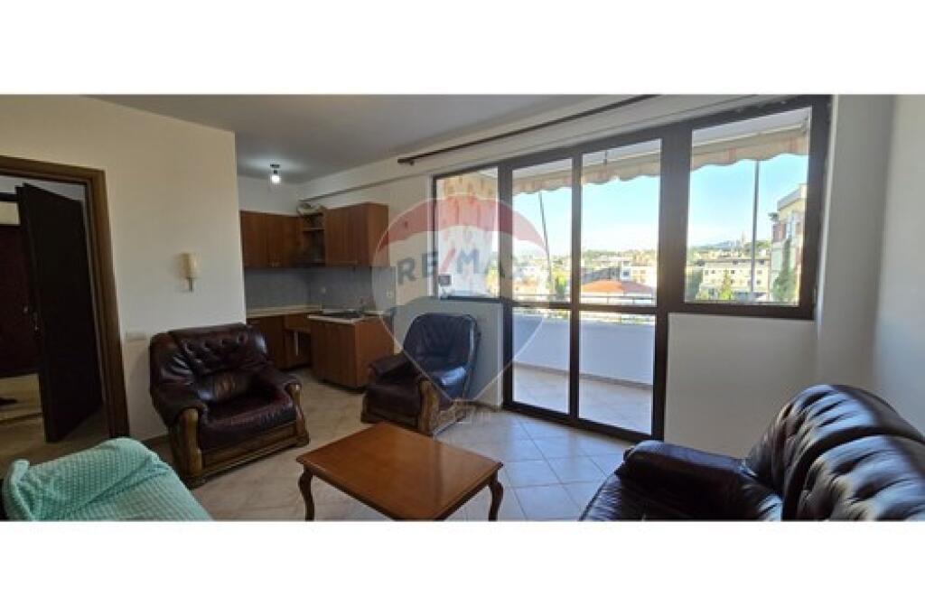 Apartment 2+1 for rent on Rruga e Elbasanit