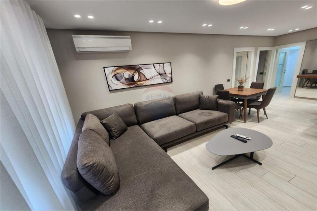 FOR RENT 2+1 APARTMENT IN THE CENTER
