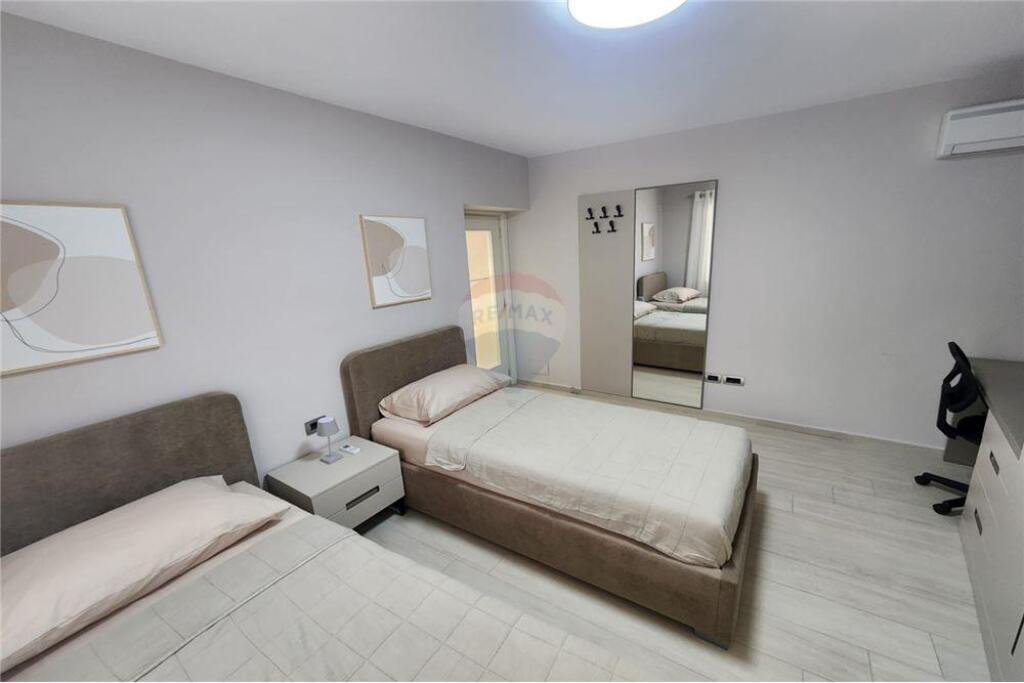 FOR RENT 2+1 APARTMENT IN THE CENTER