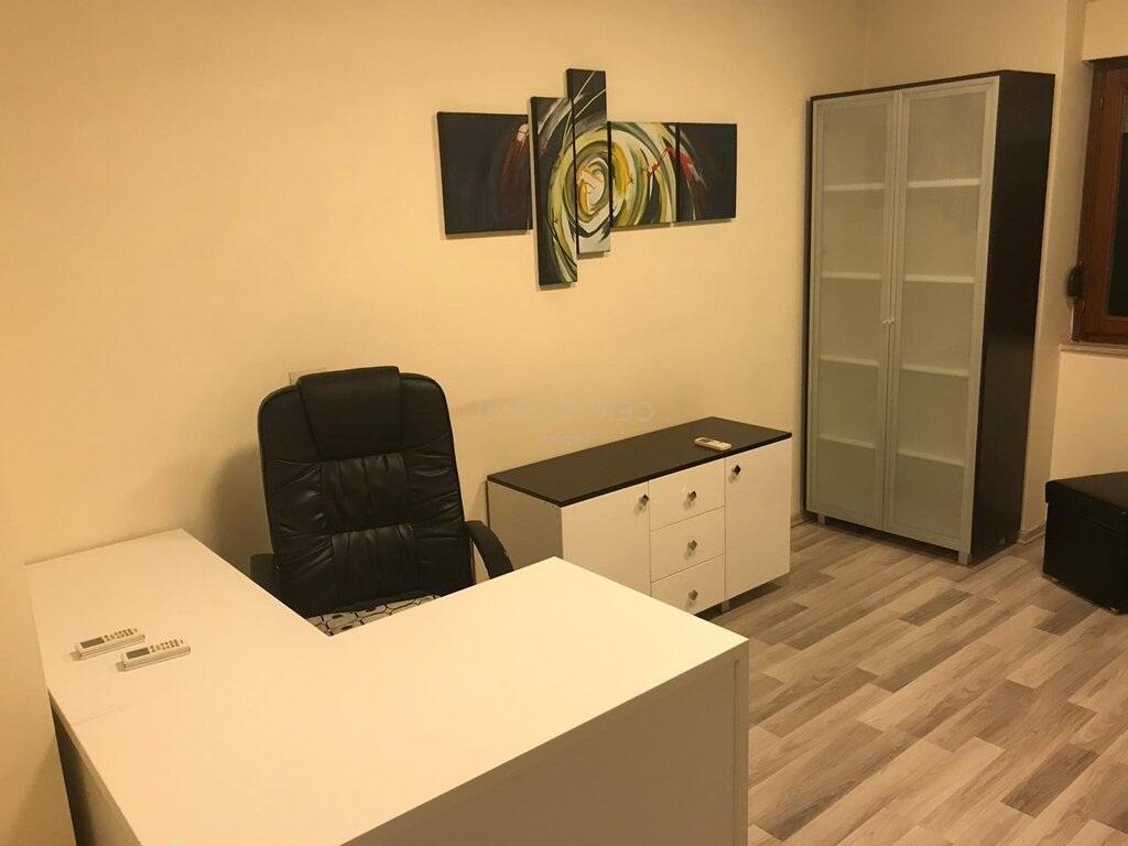 Office in the center at 9-Katëshet!