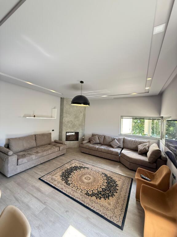 Villa 2 camere da letto in affitto, lago artificiale