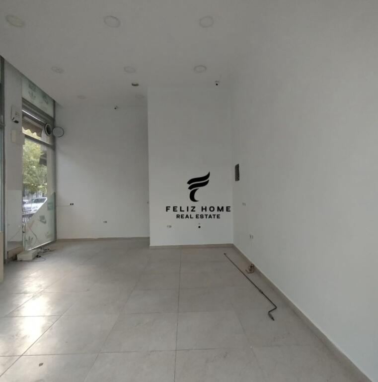 FOR SALE SHOP 91 M2 YZBERISHT