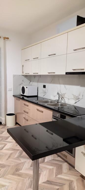 Apartment 2+1 for rent, at the end of 5 Maj street.