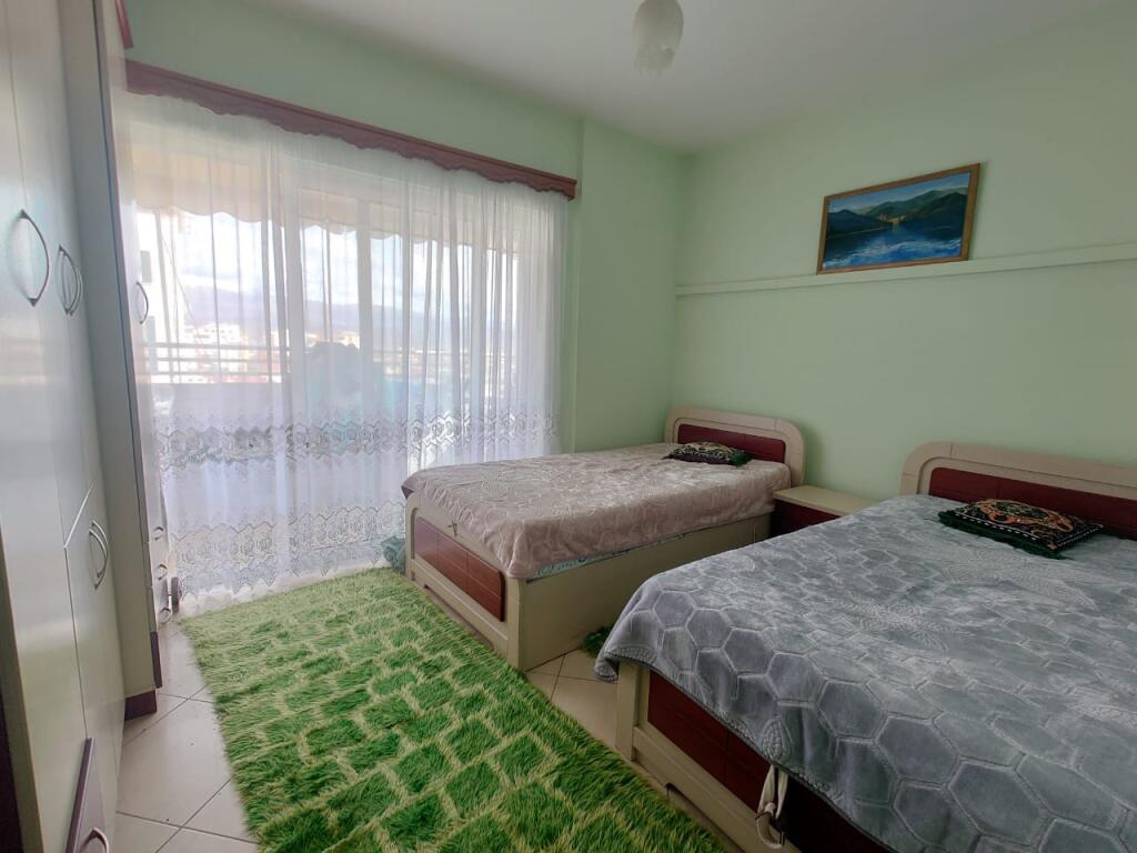 Shitet apartament 2+1+2 ne shëtitoren Pogradecit Pogradec