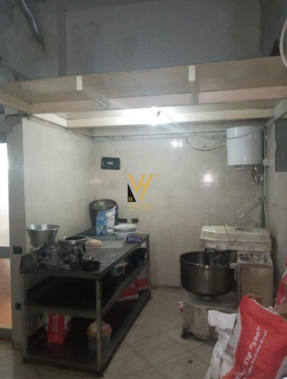 FOR RENT 47 M2 SPACE IN ASTIR