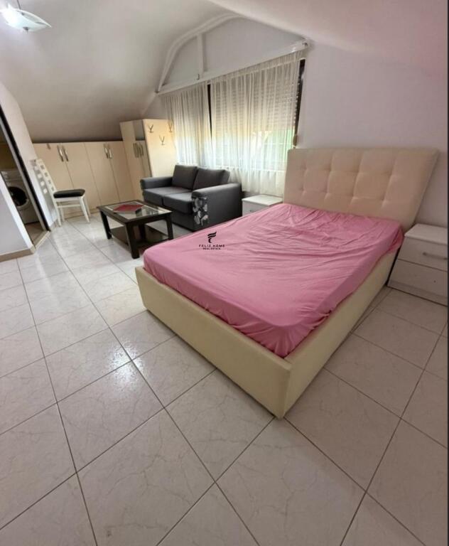 MONOLOCALE IN AFFITTO 40 M2 PAZARI I RI
