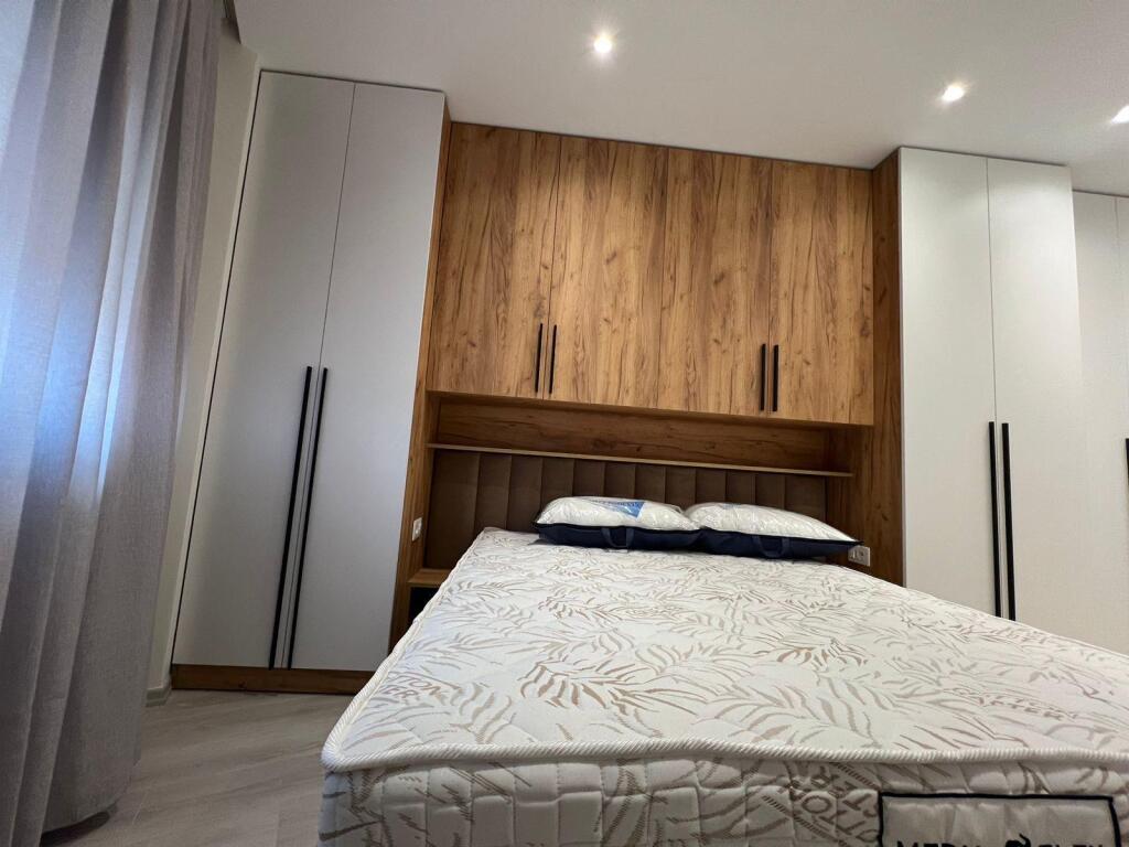 *Për Qira: Apartament 1+1 në Rezidencën Kodra e Diellit*
