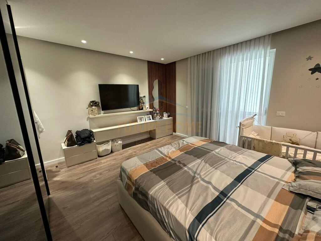 Shitje, Apartament 2+1, në zonën e Kodrës Diellit, Tiranë
