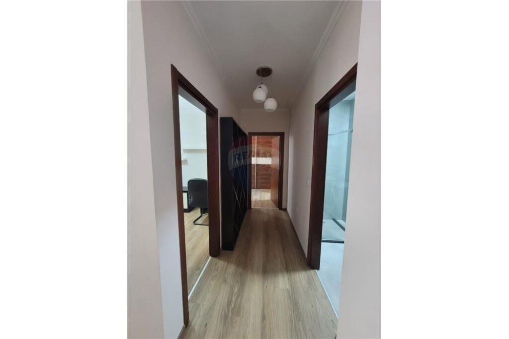 APARTAMENT për qira 2+1 TEK LIQENI I THATE