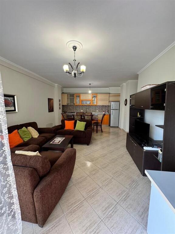 Shitet apartament 2+1+2 tek Eleonora, mbi qendren kristal
