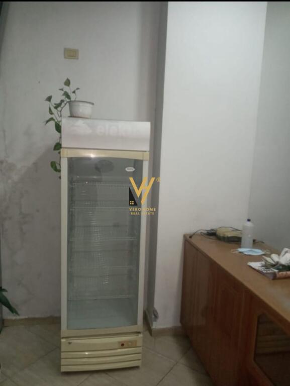 FOR RENT 47 M2 SPACE IN ASTIR