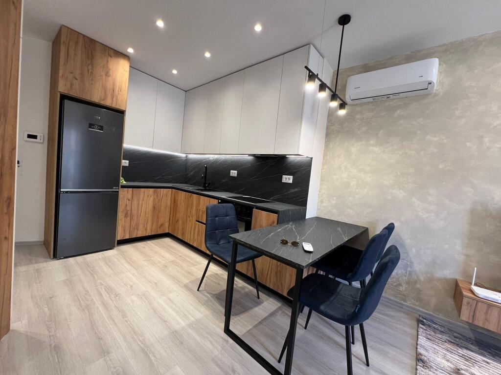 *Për Qira: Apartament 1+1 në Rezidencën Kodra e Diellit*