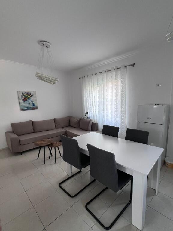 APARTAMENT ME QERA 2+1 SIRI KODRA